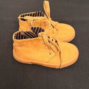 Toddler size 7 shoes brand (Cat & Jack)